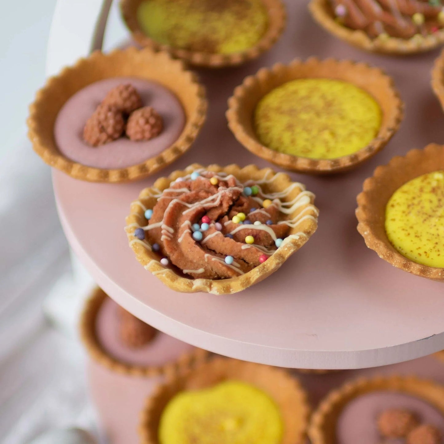 Swirl Tart Dog Treat - Pooch Luxury