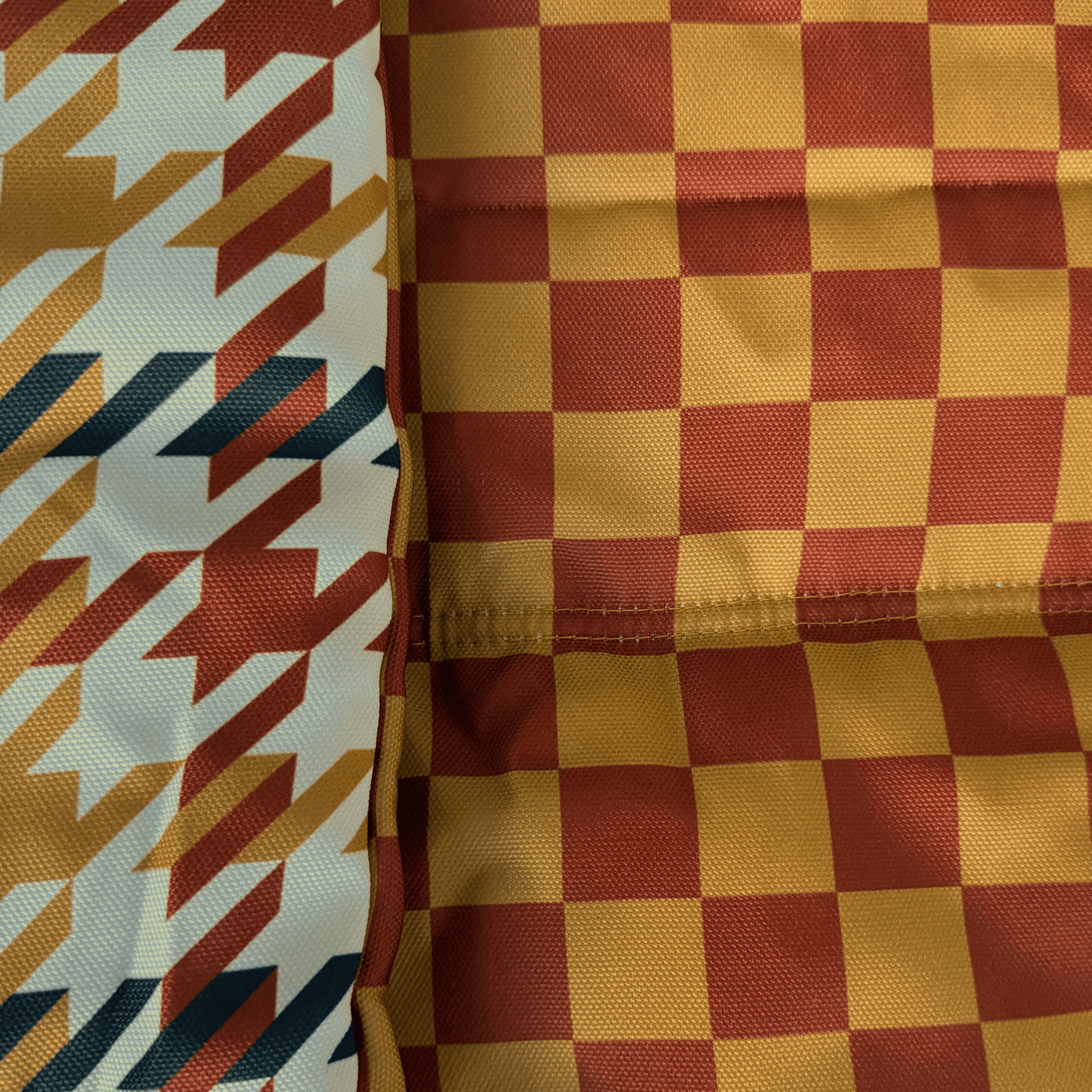 Travel Mat - Houndstooth Beau - Pooch Luxury